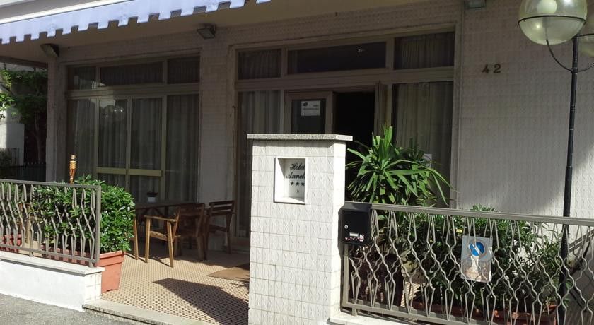 Hotel Annetta Rimini Eksteriør bilde