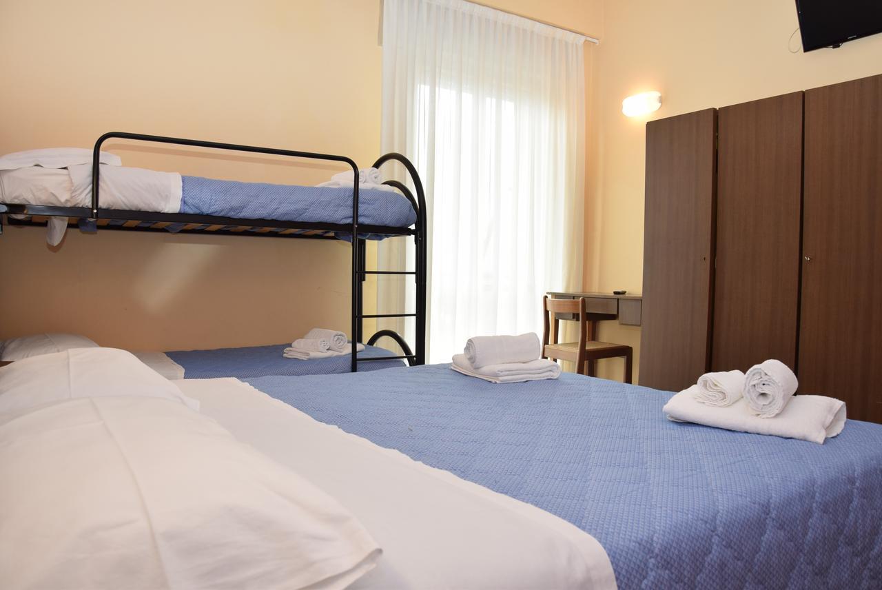 Hotel Annetta Rimini Eksteriør bilde