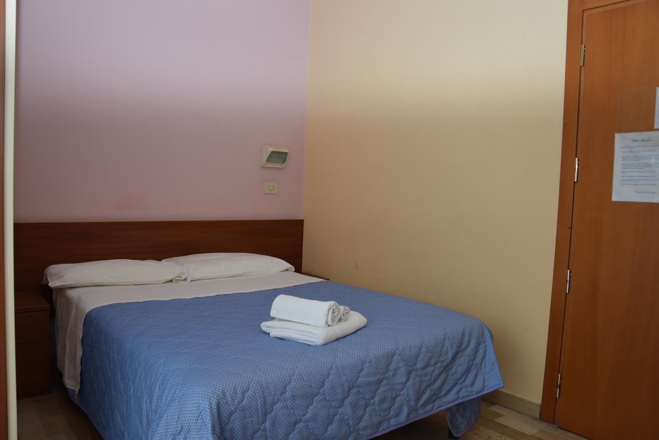 Hotel Annetta Rimini Eksteriør bilde