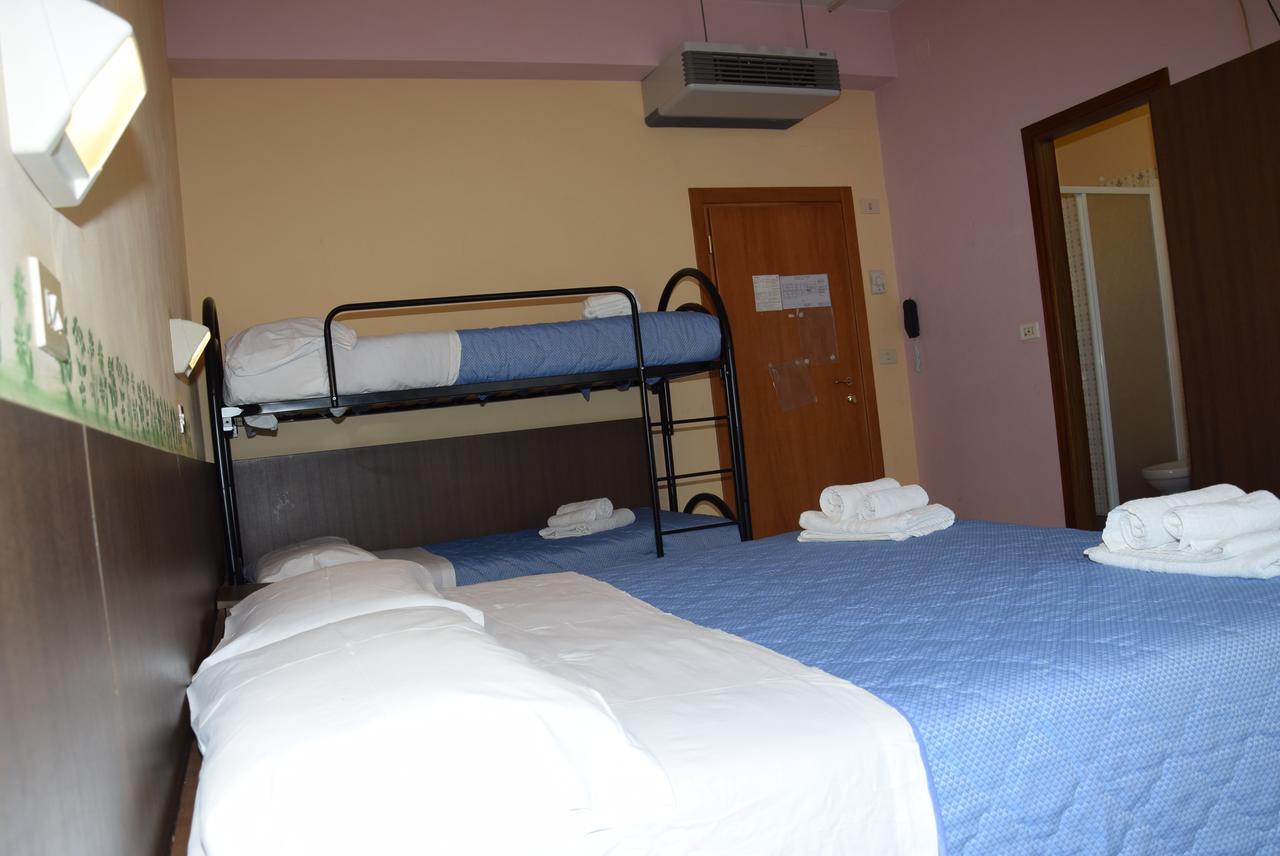 Hotel Annetta Rimini Eksteriør bilde