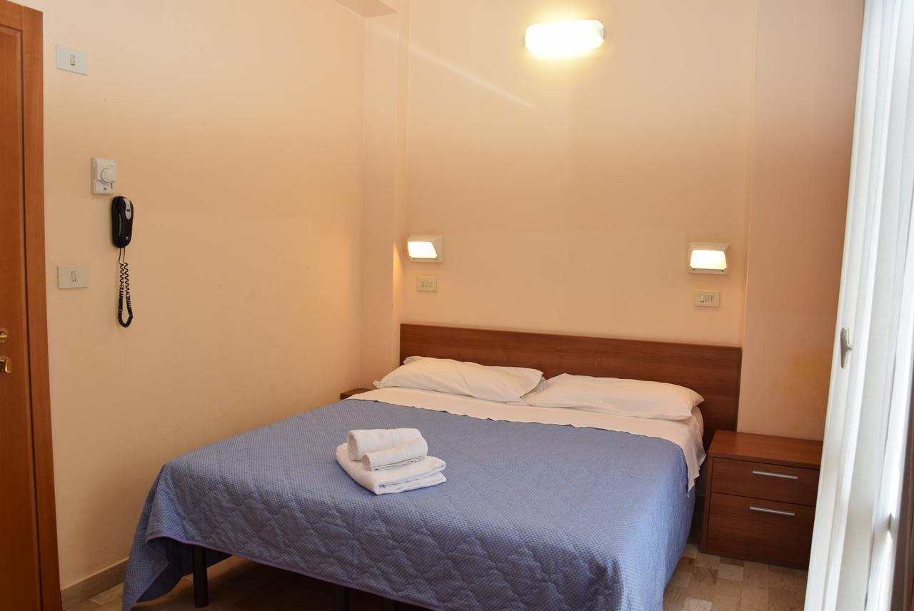 Hotel Annetta Rimini Eksteriør bilde